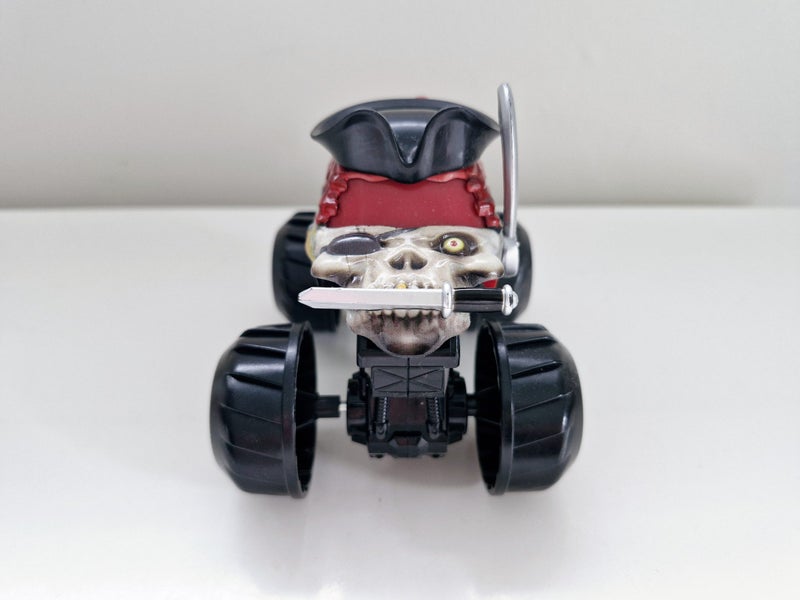 Spinmaster Pirate Monster Truck Carousel 1