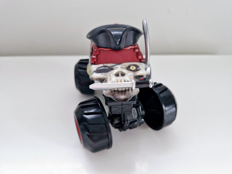 Spinmaster Pirate Monster Truck Carousel 2