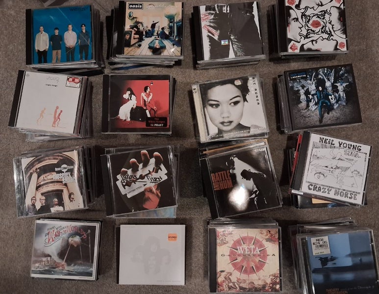 Massive CD collection - 130 CDs! Carousel 1