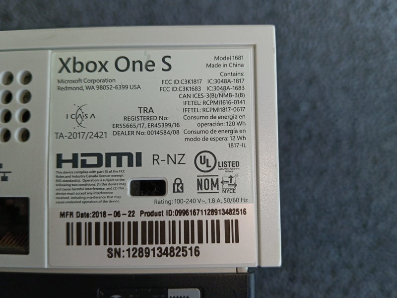 Xbox One S - 1TB Carousel 7