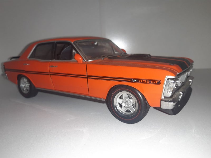 XY GTHO Falcon Vermilion Fire Carousel 2