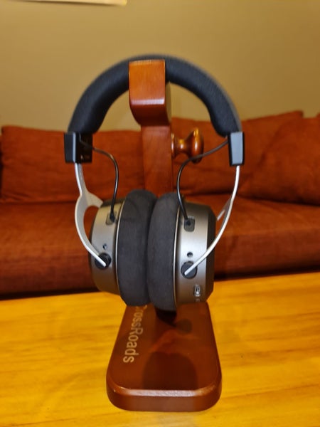 Beyerdynamic Amiron Wireless Headphones Carousel 2