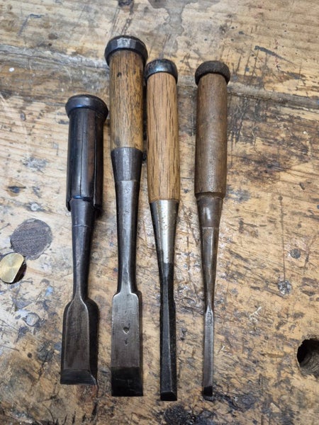 Four Japanese chisels Carousel 1
