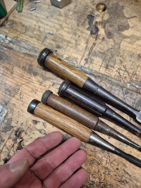 Four Japanese chisels Carousel 12
