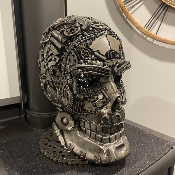 Skull Head Recycled Metal Art Sculpture Carousel 1