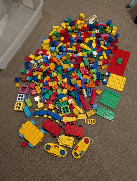 Lego Duplo - Assorted bulk lot Carousel 1