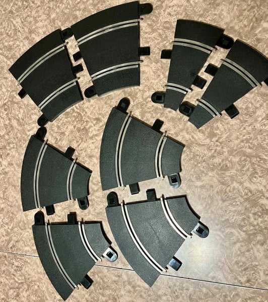 Scalextric track - bulk set of corners & accessories Carousel 2
