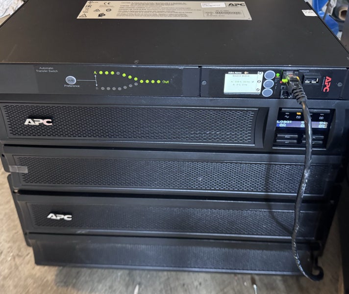 $1 - APC UPS + EBP + ATS + management card Carousel 2