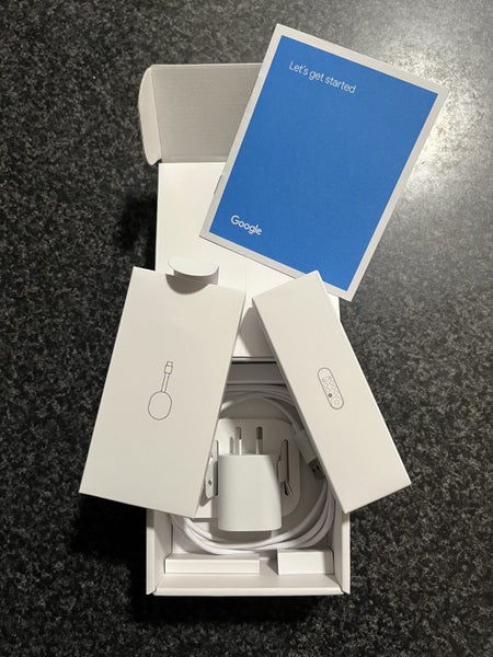 Google Chromecast with Google TV (4K) Carousel 2