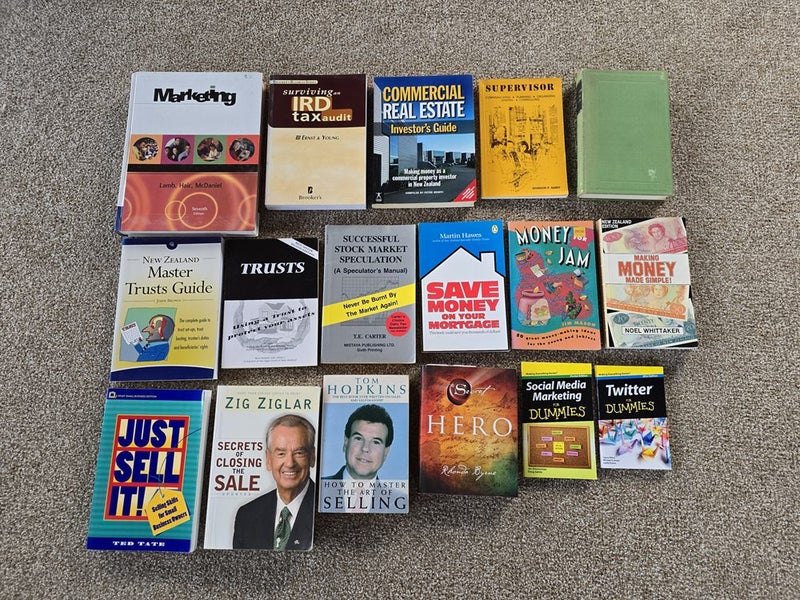 Bulk Professional / Business Books Carousel 1