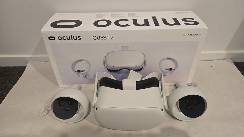 Oculus Quest VR headset Carousel 2