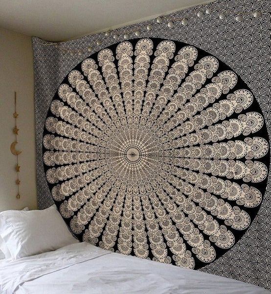 Wall Hanging Blanket Carousel 1