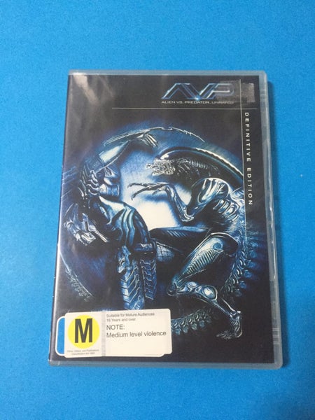 Alien vs. Predator (2-Disk Definitive Edition) Carousel 1
