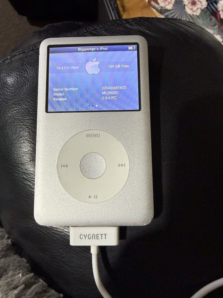 Apple iPod Classic 7th Gen 160GB Carousel 2