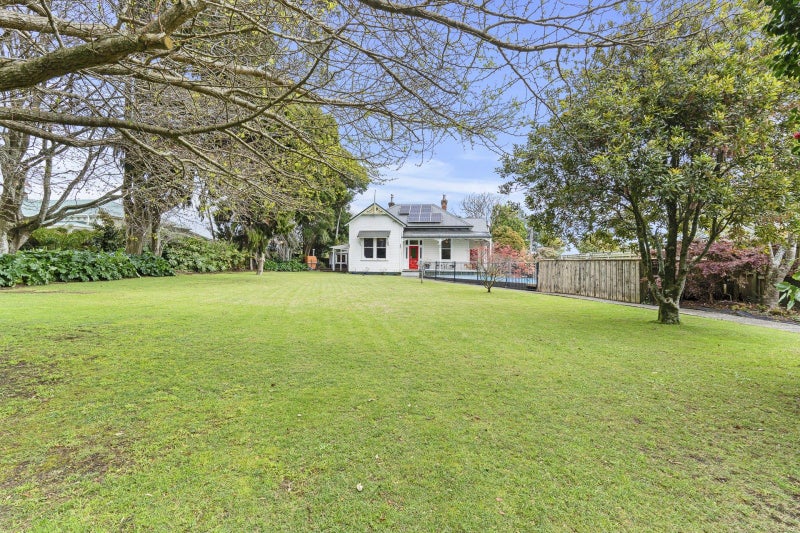 Image 1 of 28