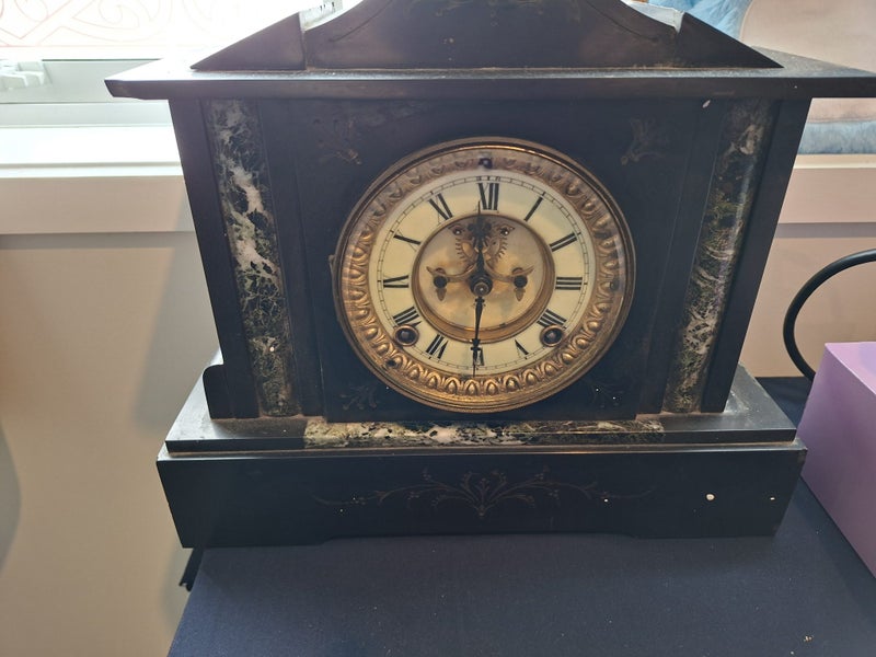 **Beautiful 1882 American Marble Mantle Clock** Carousel 2