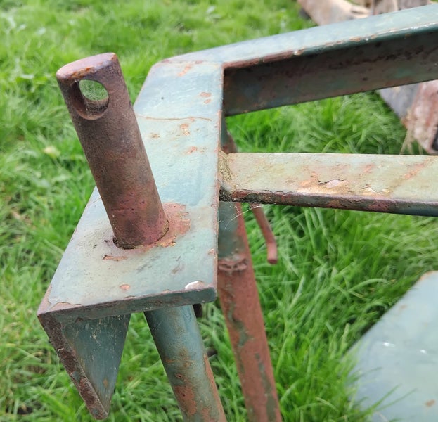 Firewood saw Carousel 1