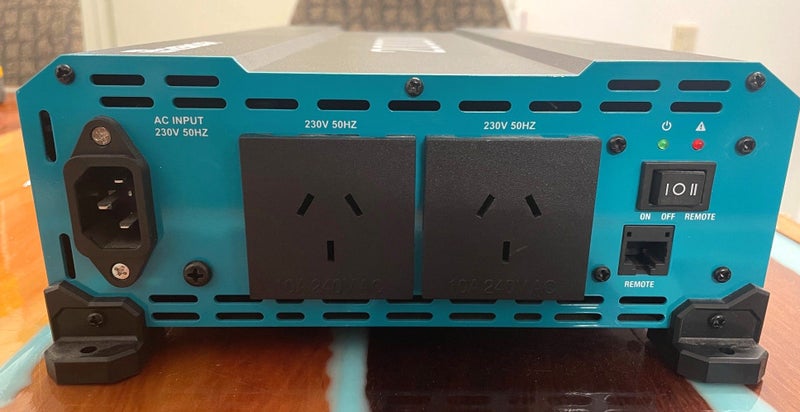 Renogy 2000W Pure Sinewave Inverter Carousel 2