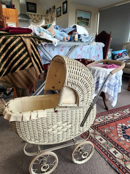 1950s cane dolls pram Carousel 1