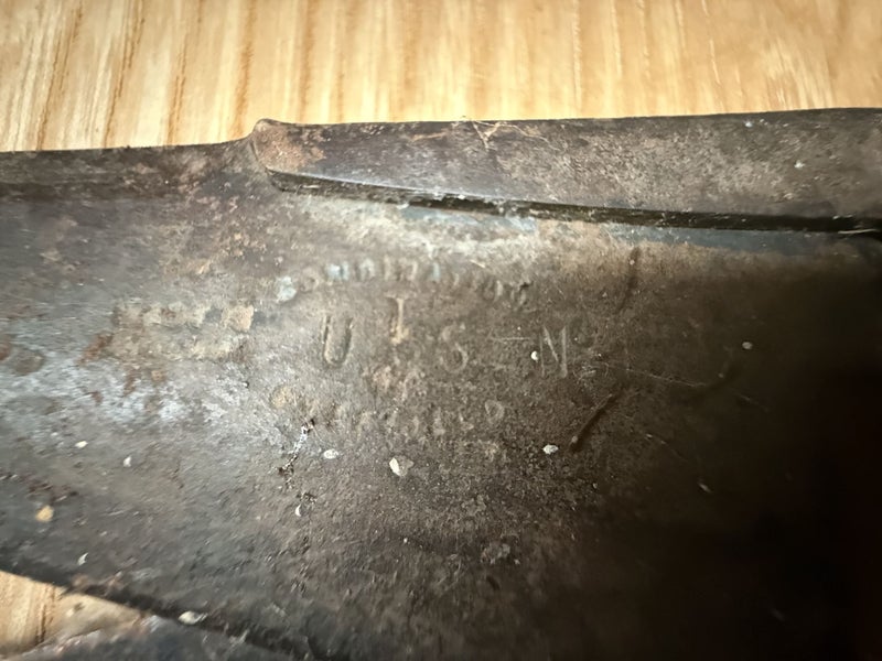 Vintage Hand Shears Carousel 4