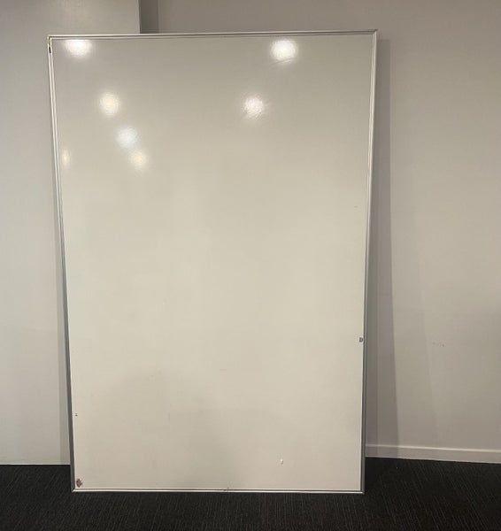 Large Whiteboard 120 x 180 Carousel 1