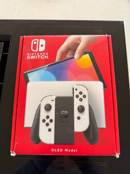 Nintendo Switch OLED Carousel 1