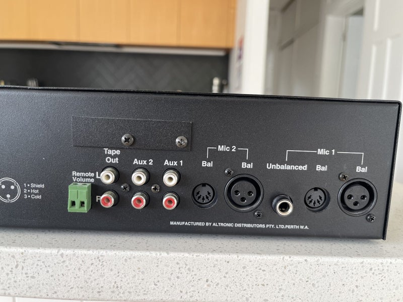 Redback A4040 PA Amplfier, 100v or 4ohm, (~$1200 new) Carousel 5