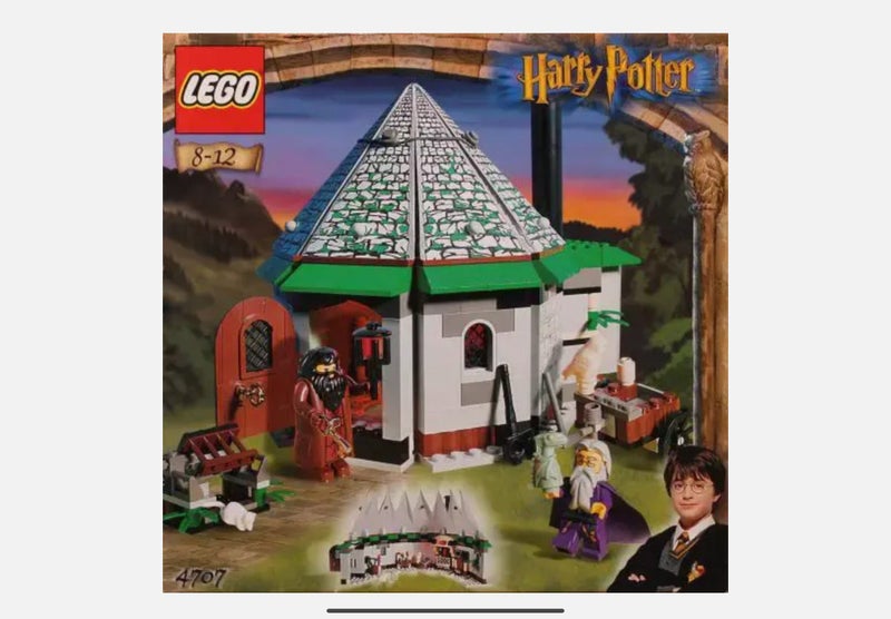 Genuine Lego -**Harry Potter** Hagrids Hut Set**WOW! ! #4707**Year 2001** Carousel 1