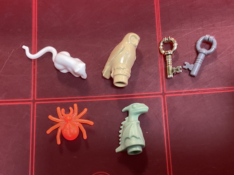 Genuine Lego -**Harry Potter** Hagrids Hut Set**WOW! ! #4707**Year 2001** Carousel 20