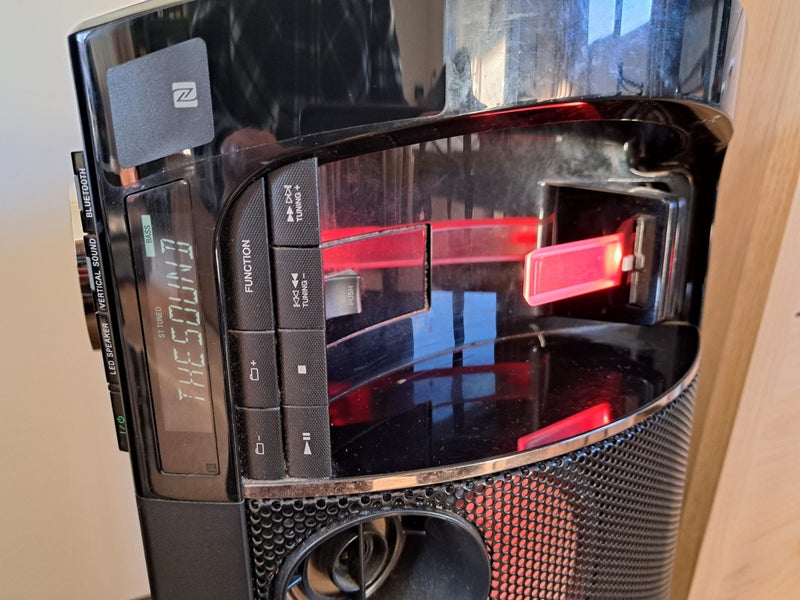 Sony Sound Machine 230w64816939773442111