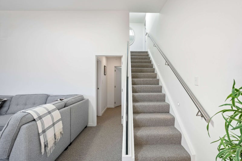 Cromwell, 3 bedrooms64040599504130113