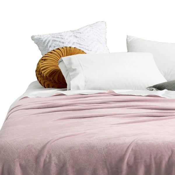Accessorize Super Soft Blanket Queen/King Blush Carousel 1