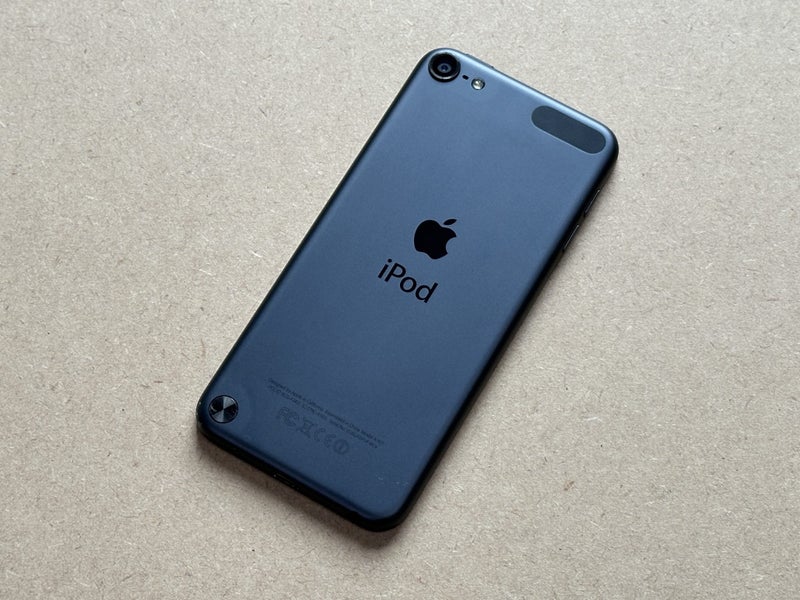 Black iPod touch 5th Gen - 32GB Carousel 9