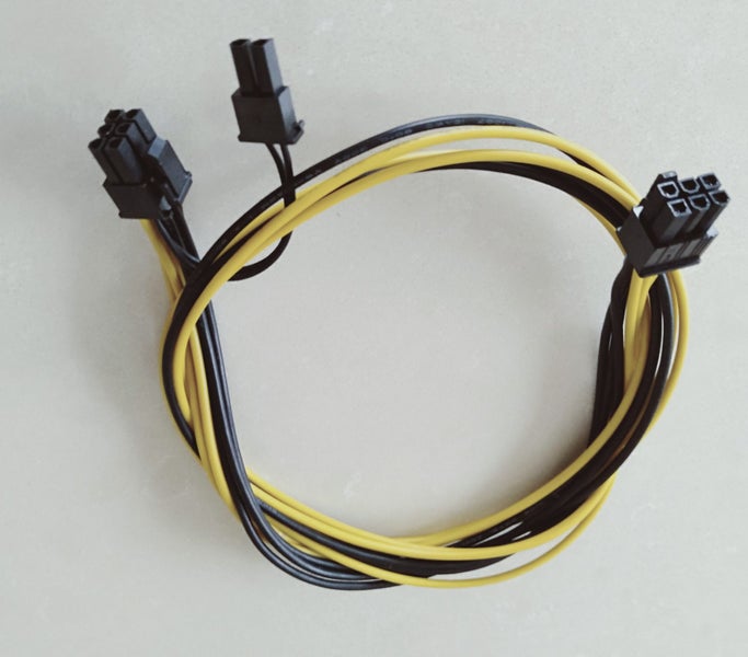 PCI-E 6 Pin to 8 Pin Adapter Carousel 1