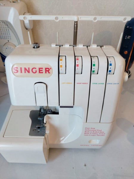 $1.00 Singer 14T554D Overlocker64041495029378112