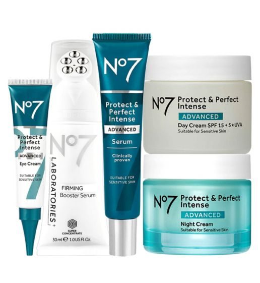 No7 Protect & Perfect Intense ADVANCED Line Correcting Regime Carousel 1