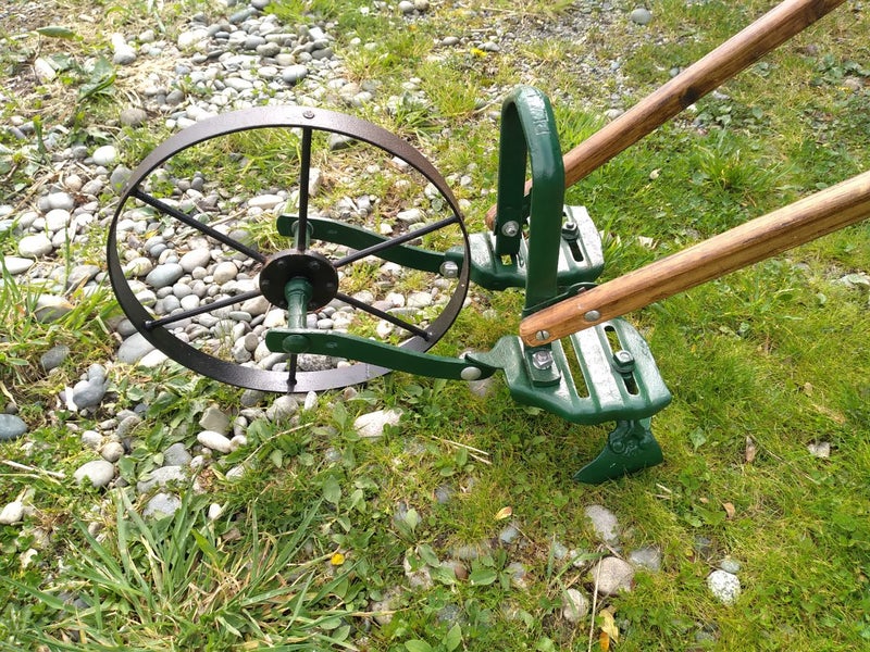 Planet junior plough Carousel 2