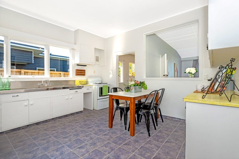 Hot location with endless potential!64041496812931111