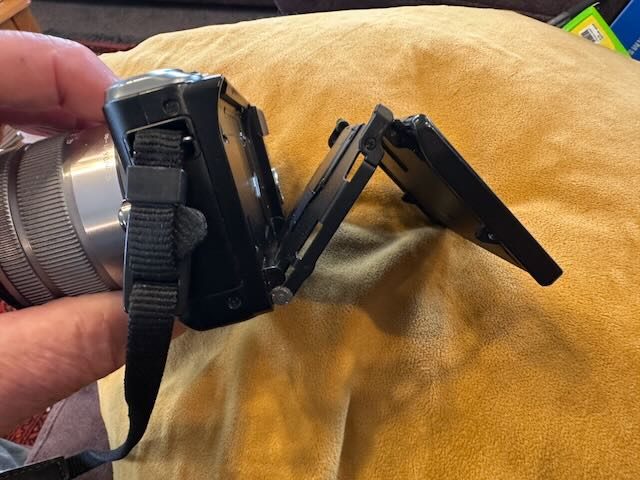 Panasonic DMC-GF6 Mirrorless camera body and two lenses64041719787393114