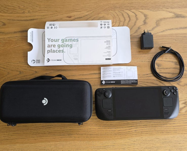 Steam Deck 256GB (Including 512GB Micro SD) Carousel 1