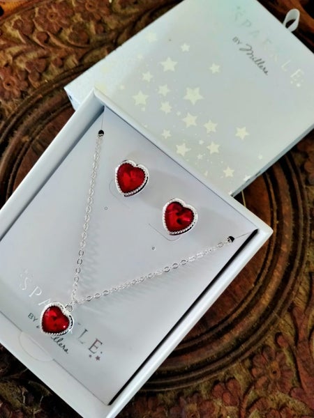 Beautiful red love heart necklace and earrings set Carousel 1