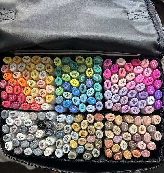 Ohuhu 200 Pack Colours Dual Tip Alcohol Markers Carousel 2