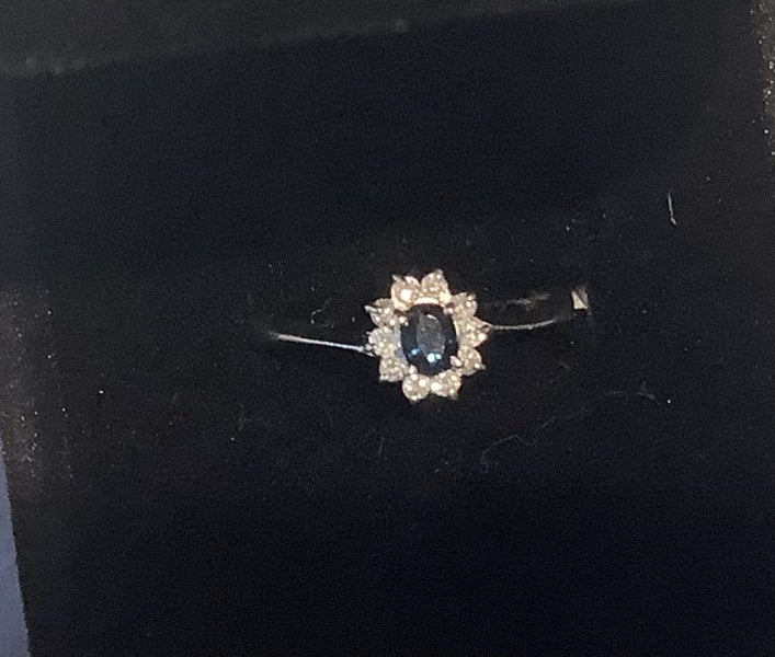 Natural Sapphire and Natural diamond Platinum ring Carousel 1