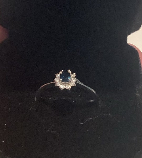 Natural Sapphire and Natural diamond Platinum ring Carousel 2