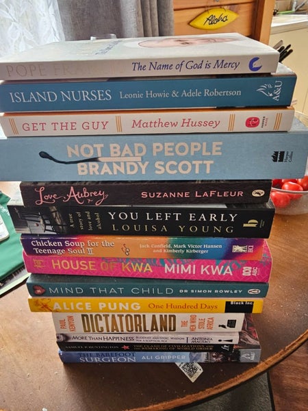 Books bulk Carousel 2