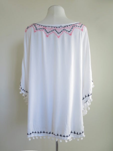TALISMAN (AU) *Designer Gorgeous Love Heart Embroidery White Kaftan* O/S Carousel 4