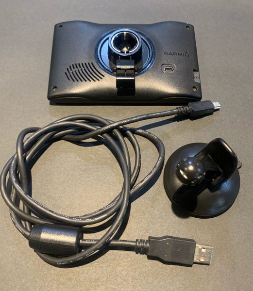 GPS - Garmin Bundle 145-01615-10 with Mount + Car Charger - Tested & Working Carousel 4