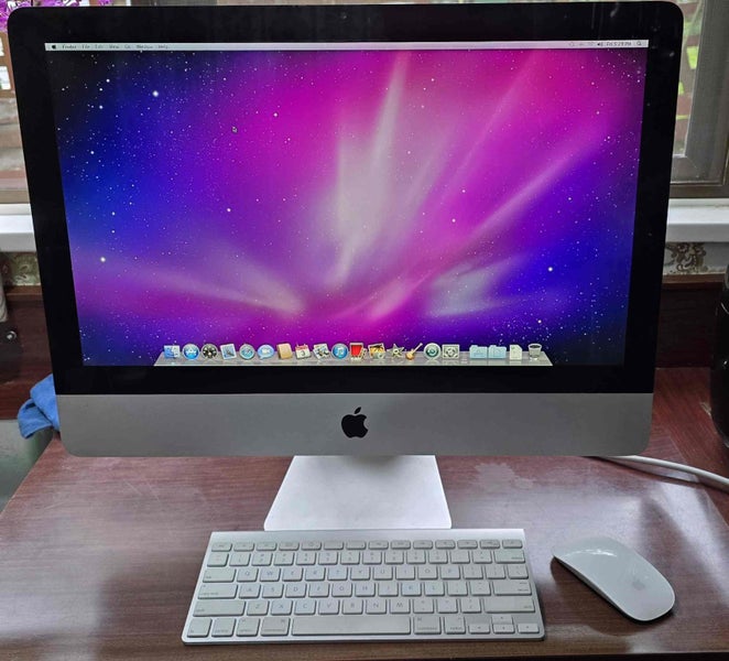 Apple iMac 21.5 inch (mid 2010) Carousel 1