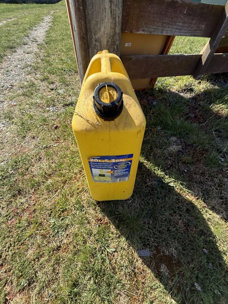 20 L Diesel Fuel Container Carousel 1