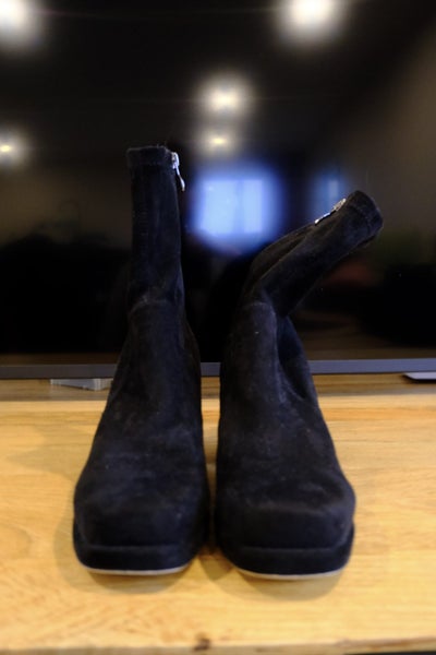 Andrea Biani Suede FELIX Heeled Boot – Size 9/EU 40 – **NO RESERVE**64165585872899111